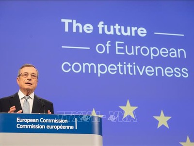 Cựu Chủ tịch Link Vào Nhà Cái KL99 COM Tặng +199k Trung ương châu Âu (ECB) Mario Draghi phát biểu trong cuộc họp báo tại Brussels, Bỉ ngày 9/9/2024. Ảnh: THX/TTXVN