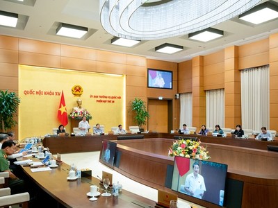 Ủy ban Thường vụ Quốc hội thống nhất cao với phương án Kl993 ưu đãi thưởng hấp dẫn trình.