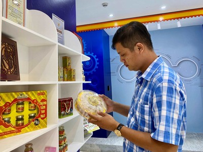 Sản phẩm OCOP hiện vẫn rất khó tiếp cận với các kênh phân phối hiện đại. 