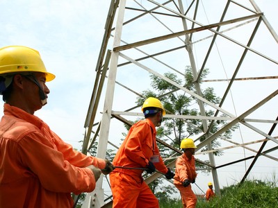 “Quả Đấm thép” tăng sức mạnh