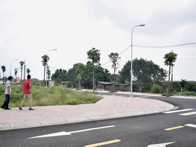 Nhà Kl99ok phiên bản mới mục sở thị lô đất 133,3 triệu đồng/m2. Ảnh: Thanh Vũ
