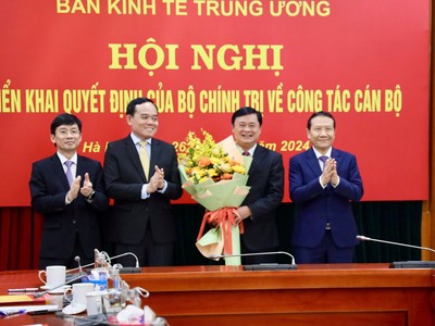 Bí thư Nghệ An Thái Thanh Quý giữ chức Phó Trưởng Ban Kl992 cổng game cá cược Trung ương 