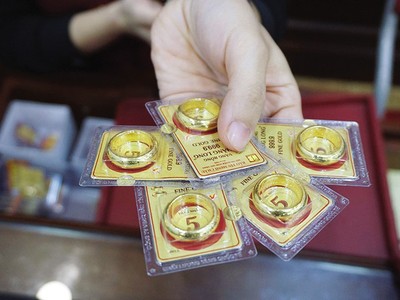 Kl993 nền tảng giải trí toàn cầu dịch chuyển, nên giữ hay bán vàng? 