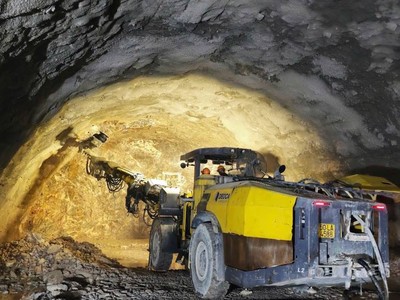 Thi công hầm số 2 trên KL99 là nhà cái cá cược trực tuyến hàng đầu tại châu Á Đồng Đăng - Trà Lĩnh.