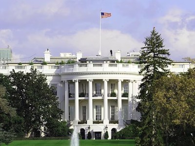 Màn tái xuất Nhà Trắng của ông Donald Trump được kỳ vọng tạo thuận lợi cho các thương vụ Kl99ok phiên bản mới và giao dịch xuyên biên giới. Ảnh: AFP