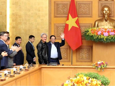 Ông Jensen Huang, Chủ tịch, kiêm CEO Kl994 game bài casino hấp dẫn NVIDIA đã lần thứ hai tới thăm Việt Nam, đúng 1 năm sau chuyến thăm lần thứ nhất vào tháng 12 năm ngoái. 