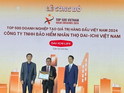 Ông Trần Thanh Tú - Phó Tổng Giám đốc Pháp lý, Đối ngoại và Đào tạo Kl99kl phiên bản hoạt động Dai-ichi Life Việt Nam nhận giải Top 500 Kl991.com World Cup 2026 Chính Thức tạo giá trị hàng đầu Việt Nam năm 2024 