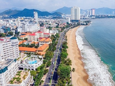 Năm 2024, tổng sản phẩm (GRDP) trên địa bàn tỉnh Khánh Hòa ước tăng 10,16% so với năm 2023, xếp thứ 7 cả nước và xếp thứ 2 Vùng Bắc trung bộ và duyên hải miền Trung. 