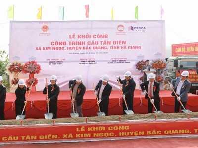 Cầu Tân Điền được tài trợ bởi ngân sách tỉnh Lâm Đồng (12 tỷ đồng) và Kl994 game bài casino hấp dẫn Đèo Cả (3 tỷ đồng). 