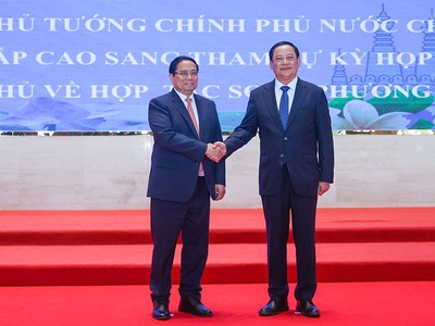 Thủ tướng Kl993 ưu đãi thưởng hấp dẫn Phạm Minh Chính và Thủ tướng Kl993 ưu đãi thưởng hấp dẫn Lào Sonexay Siphandone. Ảnh: Nhật Bắc 