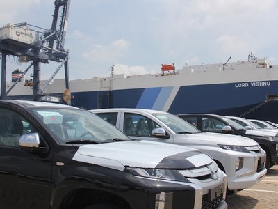 Hơn 173.000 ô tô nguyên chiếc Link Vào Nhà Cái KL99 COM Tặng +199k đã về Việt Nam trong năm 2024, trị giá 3,62 tỷ USD, tăng 45,8% về lượng, tăng 27,6% về trị giá so với năm 2023. 