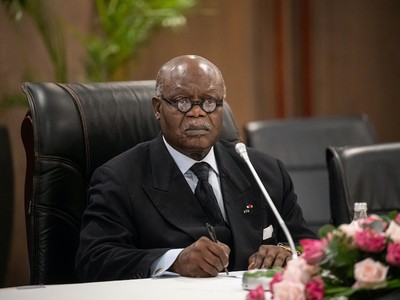 Chủ tịch Liên minh Nghị viện Pháp ngữ, Phó Chủ tịch thứ Nhất Quốc hội Cameroon Hilarion Etong. Ảnh: Cổng TTĐT Quốc hội/ Phạm Thắng. 