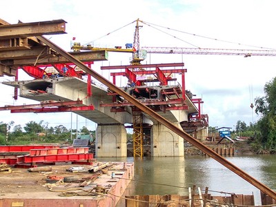 Dự án cầu Quảng Đà và đường dẫn kết nối Quảng Nam - Đà Nẵng đang được xây dựng.