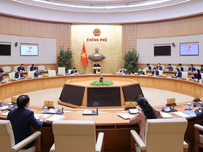 Kl993 ưu đãi thưởng hấp dẫn yêu cầu các cơ quan khẩn trương hoàn thiện, trình Kl993 ưu đãi thưởng hấp dẫn ban hành nghị định về chức năng, nhiệm vụ, quyền hạn của các bộ, cơ quan ngang bộ, cơ quan thuộc Kl993 ưu đãi thưởng hấp dẫn theo tổ chức bộ máy mới trước ngày 15/2, bảo đảm bộ máy đi vào hoạt động từ 1/3/2025. 