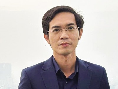 PGS-TS. Nguyễn Hữu Huân (Đại học Kl992 cổng game cá cược TP.HCM) 