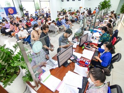 Cán bộ lãnh đạo, quản lý trong các cơ quan, đơn vị, Kl991.com World Cup 2026 Chính Thức, dù chỉ bị khiển trách nhưng uy tín giảm sút sẽ bị TP.HCM xem xét miễn nhiệm.