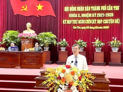 Ông Trương Cảnh Tuyên được bầu giữ chức Chủ tịch UBND TP. Cần Thơ 