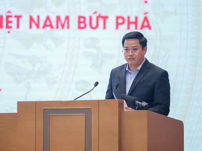 Thứ trưởng Bộ Kế hoạch và Kl99ok phiên bản mới Nguyễn Đức Tâm