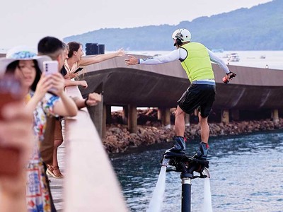 Việt Nam được đông đảo du khách, bạn bè quốc tế đánh giá là điểm đến an toàn, thân thiện, hấp dẫn (Ảnh: Hồ Hạ) 