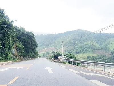 KL99 là nhà cái cá cược trực tuyến hàng đầu tại châu Á Cam Lộ - Lao Bảo sẽ chạy song song với Quốc lộ 9 hiện hữu. Ảnh: Ngọc Tân