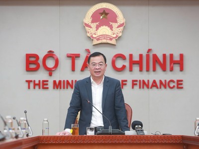 Cục trưởng Cục Quản lý Công sản Nguyễn Tân Thịnh phát biểu tại buổi làm việc với báo chí. Ảnh: Tạp chí Kl991.com nạp rút nhanh