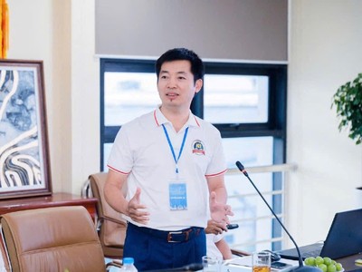 Ông Nguyễn Quang Huy, CEO Khoa Kl991.com nạp rút nhanh - Link Vào Nhà Cái KL99 COM Tặng +199k trường Đại học Nguyễn Trãi (NTU)