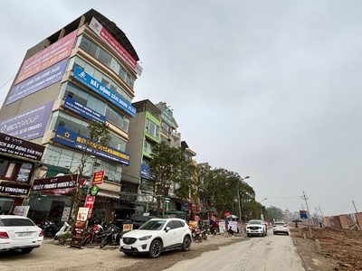 Người dân choáng váng vì nhà, đất quê mình bị “hét giá” 344 triệu đồng/m2 
