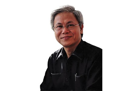 TS. Giản Tư Trung, Hiệu trưởng Trường Doanh nhân PACE, Viện trưởng Viện Giáo dục IRED. 