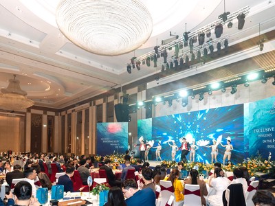 Lễ giới thiệu Bộ sưu tập dinh thự mặt biển duy nhất tại Đà Nẵng thu hút sự quan tâm của đông đảo khách hàng.