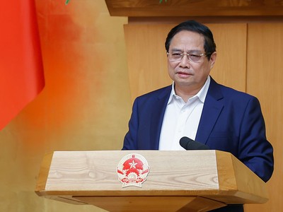 Tại phiên họp Kl993 ưu đãi thưởng hấp dẫn thường kỳ ngày 6/4, Thủ tướng chỉ đạo chuẩn bị khánh thành, khởi công 50 công trình lớn nhân dịp kỷ niệm 50 năm Giải phóng miền Nam, thống nhất đất nước, tổ chức trực tuyến đồng thời trên cả 3 miền. Ảnh: Nhật Bắc