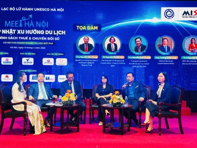 Các diễn giả trong phiên tọa đàm tại Hội thảo Cập nhật xu hướng du lịch, chính sách thuế và chuyển đổi số - Cơ hội cho Kl991.com World Cup 2026 Chính Thức du lịch bứt phá”, do CLB Lữ hành UNESCO tổ chức, chiều 11/4/2025.