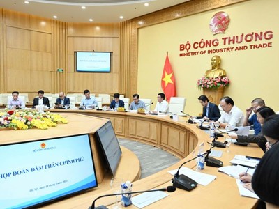 Cuộc họp lần thứ nhất của Đoàn đàm phán Kl993 ưu đãi thưởng hấp dẫn về vấn đề thương mại với Mỹ. 