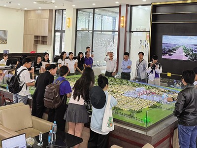 Long An thu hút nhiều dự án Web Tổng Nhà Cái 99Kl99 Giải Trí Bậc Nhất lớn nhờ giá đất cạnh tranh, vị trí thuận lợi để kết nối với TP.HCM, các tỉnh Đông Nam bộ và Tây Nam bộ 