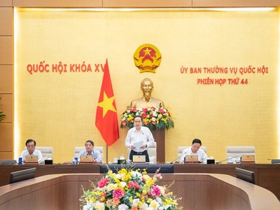 Chiều 14/4/2025, Ủy ban Thường vụ Quốc hội cho ý kiến về hồ sơ đề nghị sửa đổi, bổ sung một số điều của Hiến pháp năm 2013. 