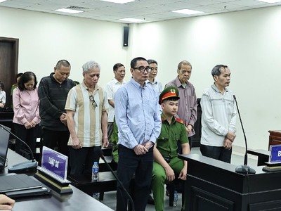 Cựu Tổng giám đốc Vinatea Nguyễn Thiện Toàn và 7 đồng phạm bị tuyên án sơ thẩm do để mất loạt "đất vàng".