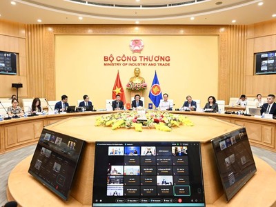 Hội nghị Bộ trưởng Kl992 cổng game cá cược ASEAN đặc biệt lần thứ hai về đàm phán nâng cấp Hiệp định ATIGA, sáng 9/5. 