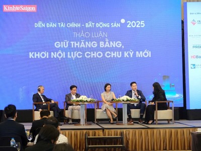 Các chuyên gia và đại diện KCN thảo luận tại Diễn đàn Kl991.com nạp rút nhanh – Web Tổng Nhà Cái 99Kl99 Giải Trí Bậc Nhất 2025.