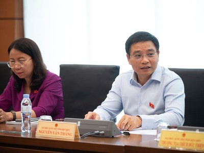 Bộ trưởng Bộ Kl991.com nạp rút nhanh Nguyễn Văn Thắng phát biểu tại tổ 