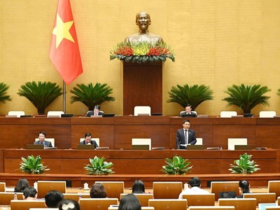  Bộ trưởng Bộ Kl991.com nạp rút nhanh Nguyễn Văn Thắng báo cáo tại phiên thảo luận. 