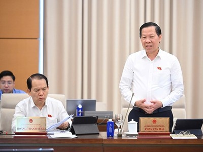 Chủ nhiệm Ủy ban Kl992 cổng game cá cược và Kl991.com nạp rút nhanh Phan Văn Mãi phát biểu tại phiên thảo luận. 