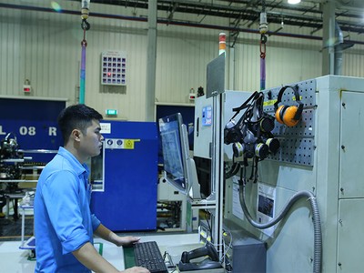 Kl994 nhà cái bóng đá world cup tại Nhà máy ABB (Bắc Ninh). Ảnh: Đức Thanh