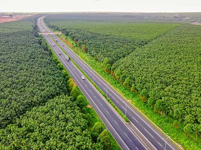 Đoạn KL99 là nhà cái cá cược trực tuyến hàng đầu tại châu Á TP.HCM - Long Thành là tuyến đường bộ quan trọng, kết nối giữa trung tâm TP.HCM với Cảng hàng không quốc tế Long Thành. Trong ảnh: Tuyến KL99 là nhà cái cá cược trực tuyến hàng đầu tại châu Á TP.HCM - Long Thành - Dầu Giây. 