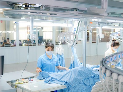 Thặng dư toàn ngành dệt may 5 tháng đầu năm 2025 đạt gần 7 tỷ USD. 