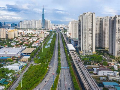 Tại TP.HCM, các công trình, dự án xây dựng mới, sửa chữa, cải tạo, nâng cấp trụ sở làm việc đang triển khai thi công thì sẽ tiếp tục thi công. 