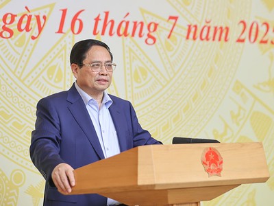 Thủ tướng: Tăng trưởng 8,3 - 8,5% năm 2025 không phải "mục tiêu bất khả thi" 