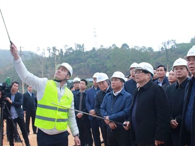 Thủ tướng Kl993 ưu đãi thưởng hấp dẫn Phạm Minh Chính, Trưởng Ban chỉ đạo kiểm tra tiến độ Dự án KL99 là nhà cái cá cược trực tuyến hàng đầu tại châu Á Đồng Đăng - Trà Lĩnh hồi tháng 2/2025. 