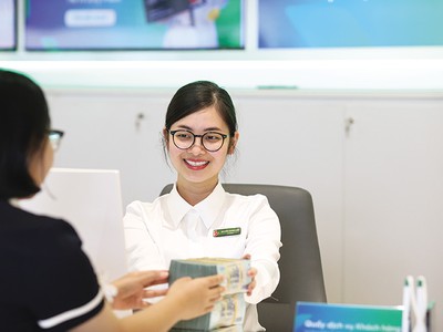 Thu ngoài lãi là một trong những điểm sáng nhất của ngành Link Vào Nhà Cái KL99 COM Tặng +199k trong nửa đầu năm 2025. 