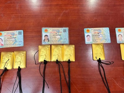 Nhiều đối tượng được thuê vận chuyển vàng trái phép từ Trung Quốc vào Việt Nam 