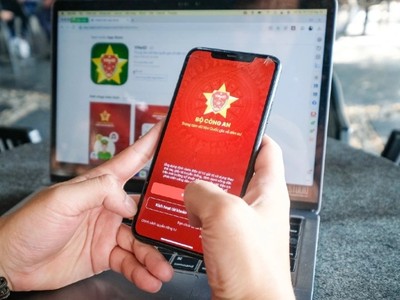 Nhiều đơn vị vẫn yêu cầu người dân cung cấp giấy tờ trong khi dữ liệu công dân và giấy tờ điện tử đã được tích hợp trên VNeID
