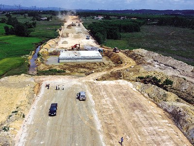 Tốc độ giải ngân vốn Kl99ok phiên bản mới công chậm lại trong tháng 8/2025. Ảnh: Đức Thanh 